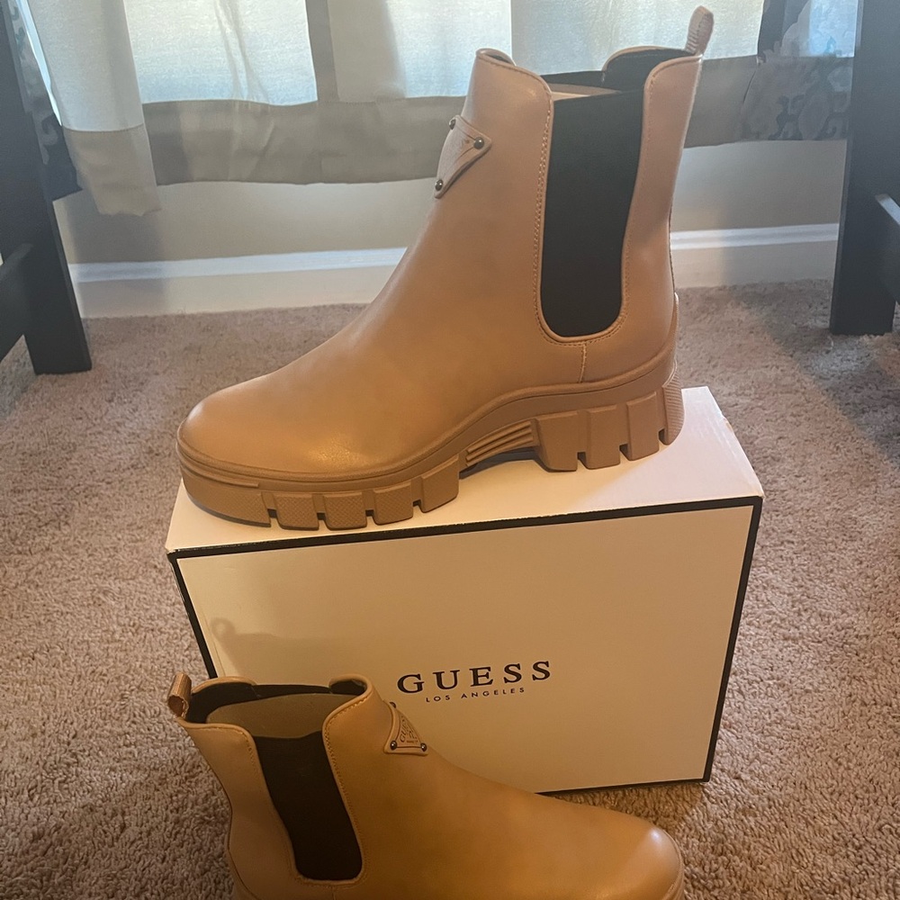 Women’s Tan Guess Ankle Boots. Brand new. Size 11